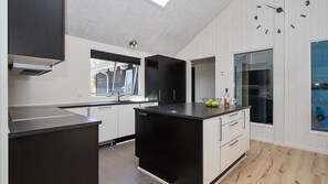 Coffee/tea maker, fridge, microwave, oven - VillaVilla 347 - Dueodde, Bornholm (Nexø)