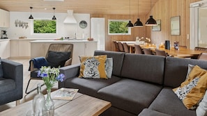 TV, fireplace, video game console, table football - VillaVilla 222 - Marielyst, Lolland/Falster/møn (Idestrup)