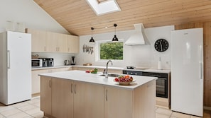 Coffee/tea maker, fridge, microwave, oven - VillaVilla 222 - Marielyst, Lolland/Falster/møn (Idestrup)