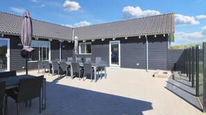 Outdoor dining - VillaVilla 267 - Nr. Lyngby ved Løkken, nordjyllan (Løkken)