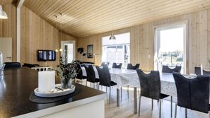 Dining - VillaVilla 267 - Nr. Lyngby ved Løkken, nordjyllan (Løkken)