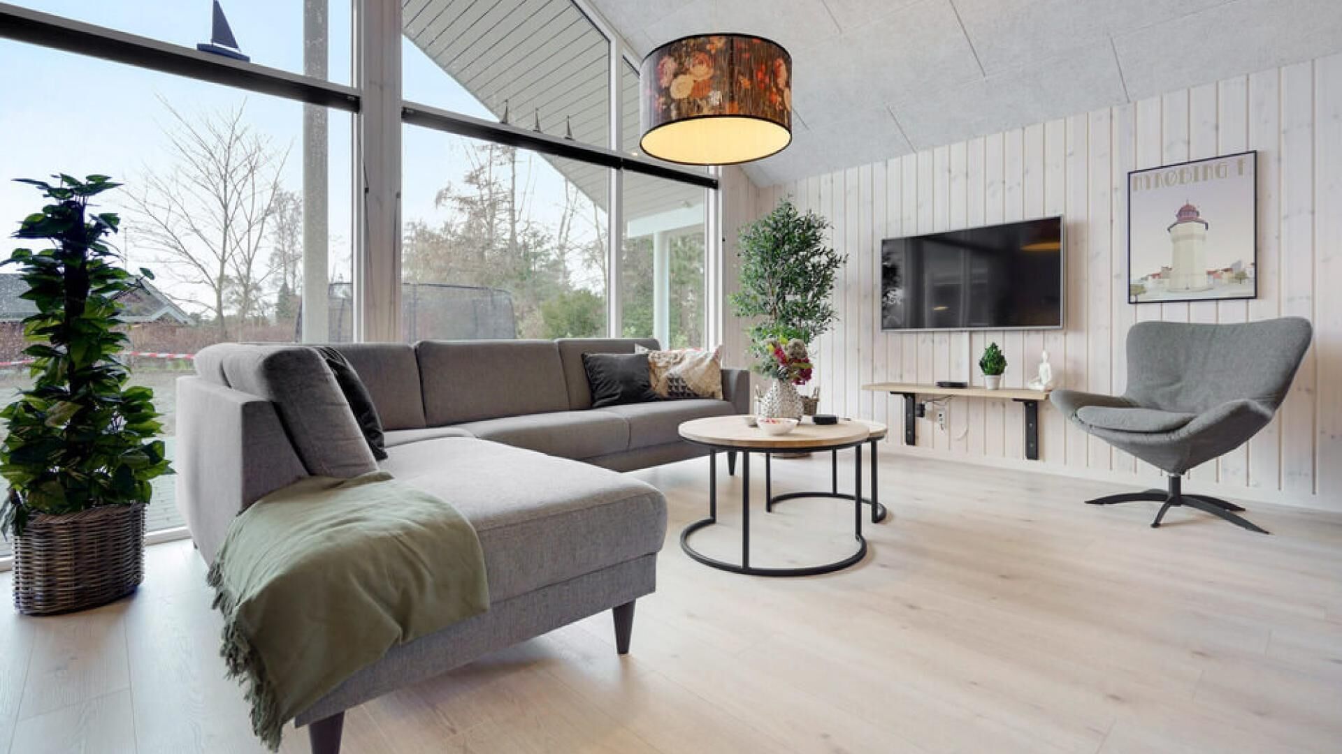 Cheminée, table de tennis de table