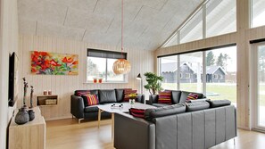 TV, fireplace, table football, ping pong - VillaVilla 358 - Fjellerup, Østjylland (Glesborg)