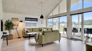 TV, fireplace, table football, ping pong - VillaVilla 484 - Houstrup Strand, Vestjylland (Nørre Nebel)