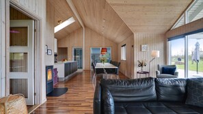 TV, fireplace, video game console, table football - VillaVilla 285 - Marielyst, Lolland/Falster/møn (Idestrup)