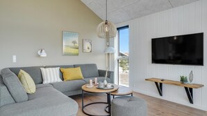 TV, fireplace, video game console, table football - VillaVilla 558 - Bjerregård, Vestjylland (Hvide Sande)