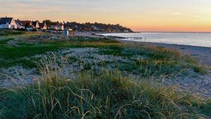 A coastal landscape with houses, a beach, and a pier. - VillaVilla 638 - Gilleleje, Nordsjælland (Gilleleje)