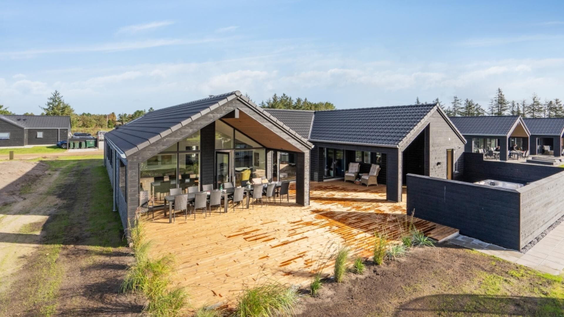 المنشأة من الخارج