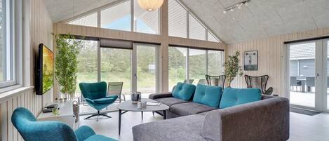 Pejs, bordfodbold, bordtennisbord