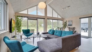 TV, fireplace, foosball, table tennis - VillaVilla 429 - Hostrup Strand, Limfjorden (Spøttrup)