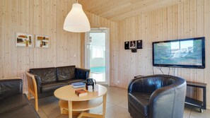 TV, fireplace, table football, ping pong - VillaVilla 237 - Kegnæs, Sydjylland (Sydals)
