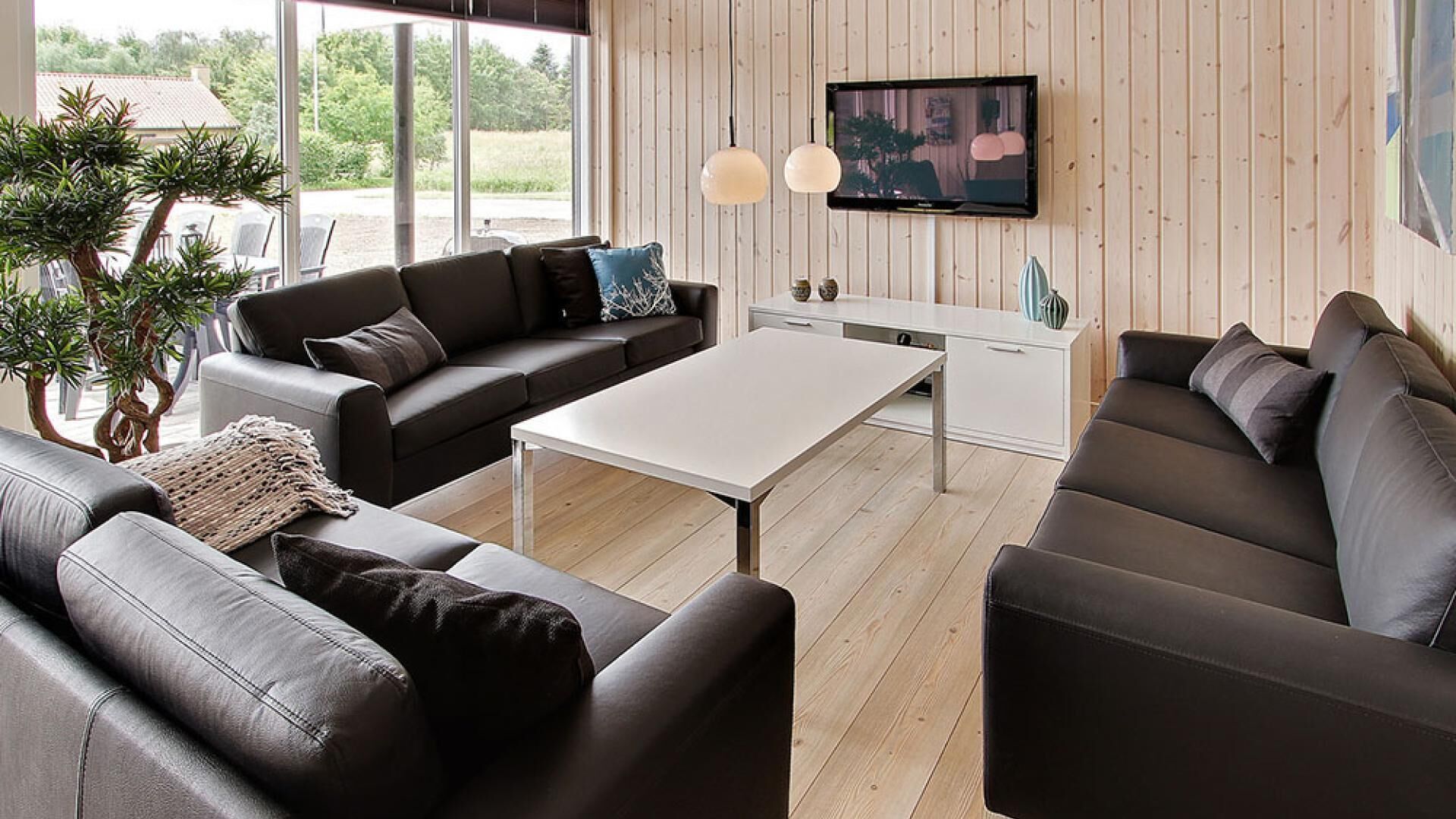 Fireplace, foosball, table tennis