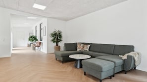 TV, foosball, table tennis - VillaVilla 645 - Hostrup Strand, Limfjorden (Spøttrup)