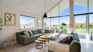 TV, fireplace, table football, ping pong - VillaVilla 478 - Søndervig, Vestjylland (Ringkøbing)