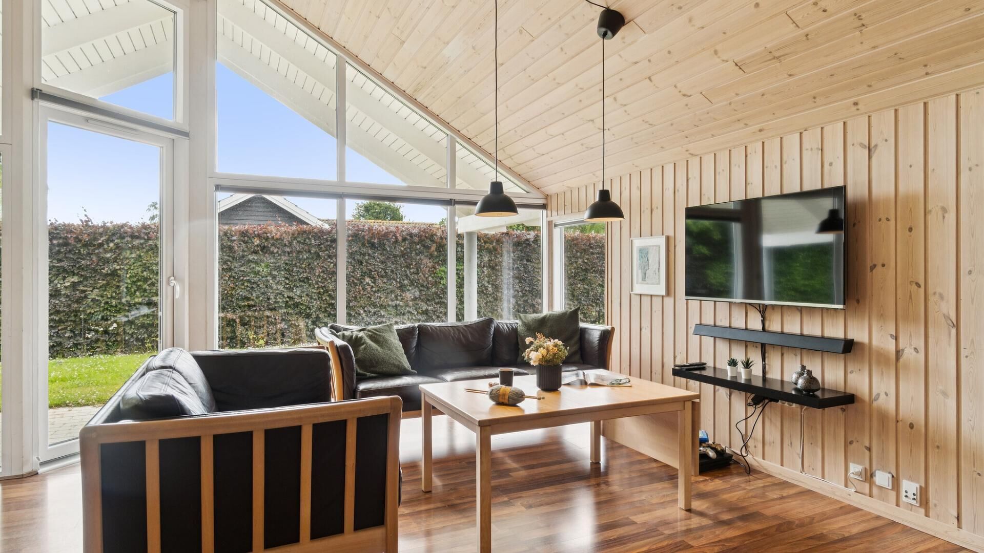 Chimenea y tenis de mesa 