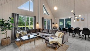 TV, fireplace, table football, ping pong - VillaVilla 189 - Blåvand, Vestjylland (Blåvand)
