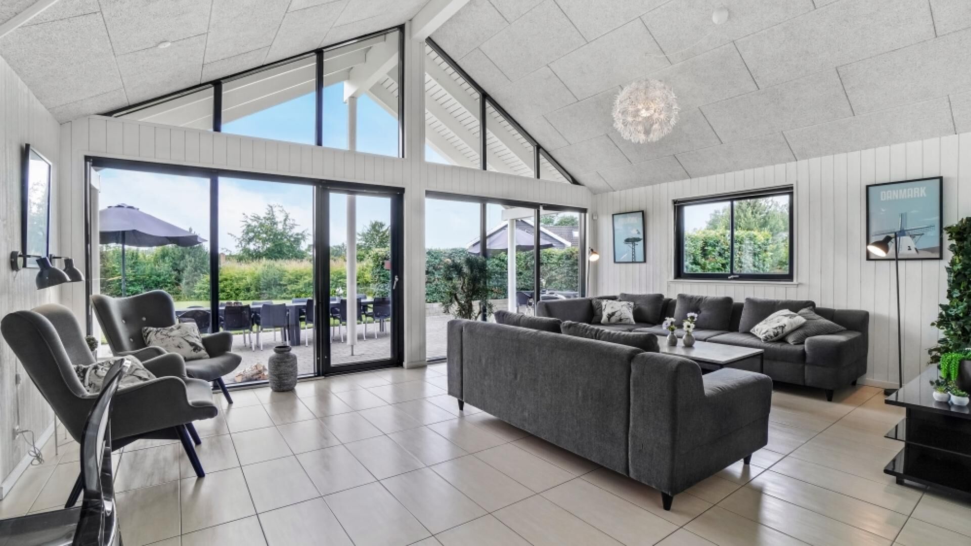 Fireplace, table football, ping pong