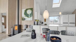 Fridge, microwave, oven, stovetop - VillaVilla 281 - Nordals, Sydjylland (Nordborg)