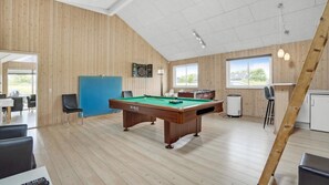 Spielezimmer