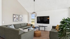 TV, fireplace, table football, ping pong - VillaVilla 667 - Skåstrup Strand, Fyn og øer (Bogense)