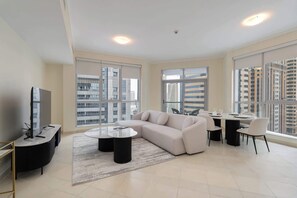 TV - Free housekeeping visits during your stay - StayShort - Modern 2-Bedroom Escape in Dubai Marina for 4 guests! (Dubai Marina)