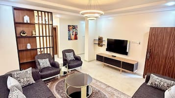 Junior-huoneisto, parveke, kaupunkinäköala | Oleskelualue