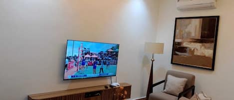 Televisión LED, Netflix, películas de estreno y películas con cargo
