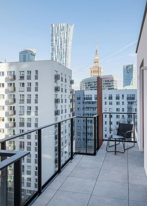 Apartment, Balcony | Balcony view - RentPlanet - przy Dworcu Centralnym (Warszawa)