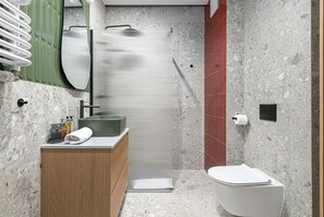 Apartment, Balkon | Badezimmer