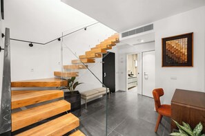 Interior - Modern Duplex 4BR by the beach by HolyGuest (Tel Aviv-Yafo)