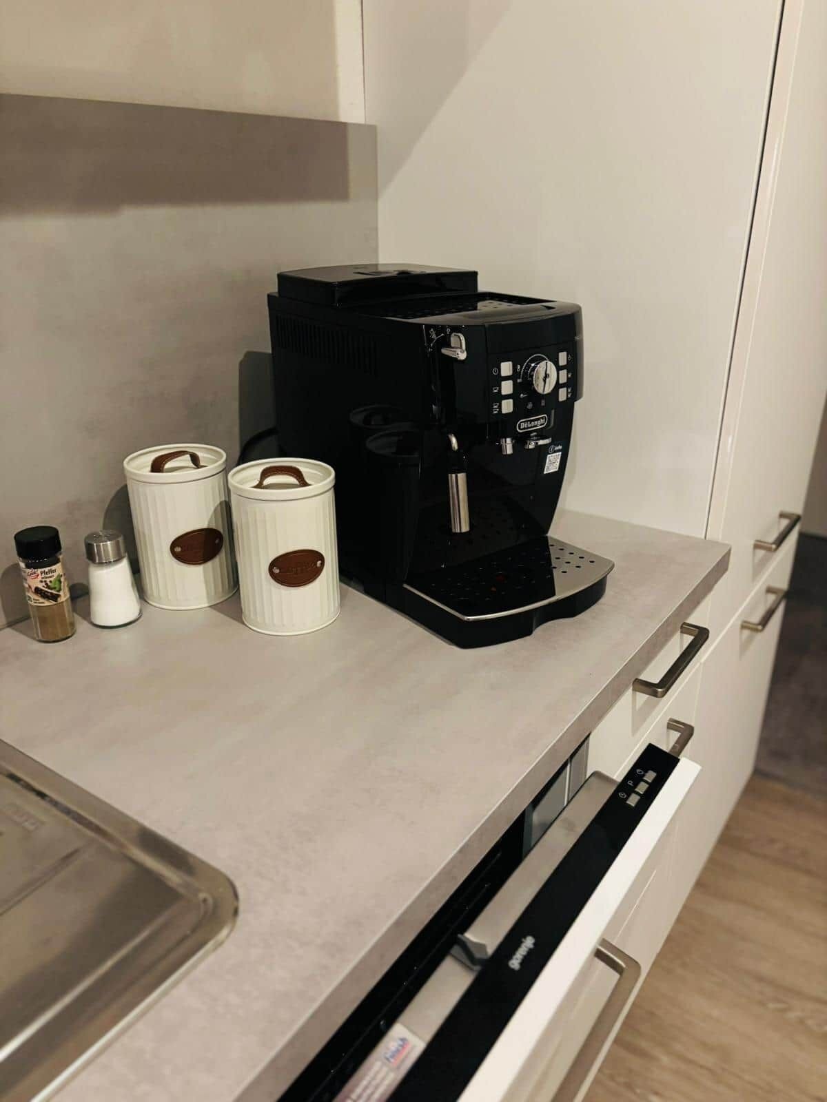 Kühlschrank, Herdplatte