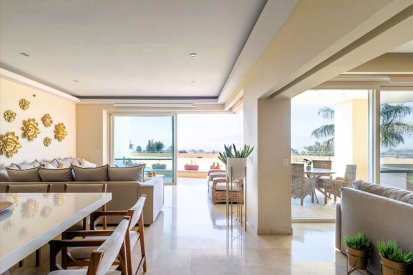 Apartment | 3 bedrooms, Internet - Anana El Dorado 106 Condo Pool Lake Views (Chapala)