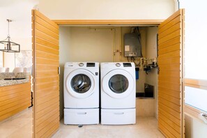 Apartment | 3 bedrooms, Internet - Anana El Dorado 106 Condo Pool Lake Views (Chapala)