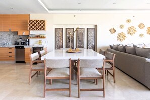 House | 3 bedrooms, Internet - Anana El Dorado 106 Condo Pool Lake Views (Chapala)