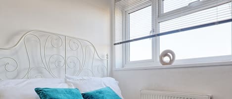 4 Schlafzimmer, Bügeleisen/Bügelbrett, WLAN, Bettwäsche