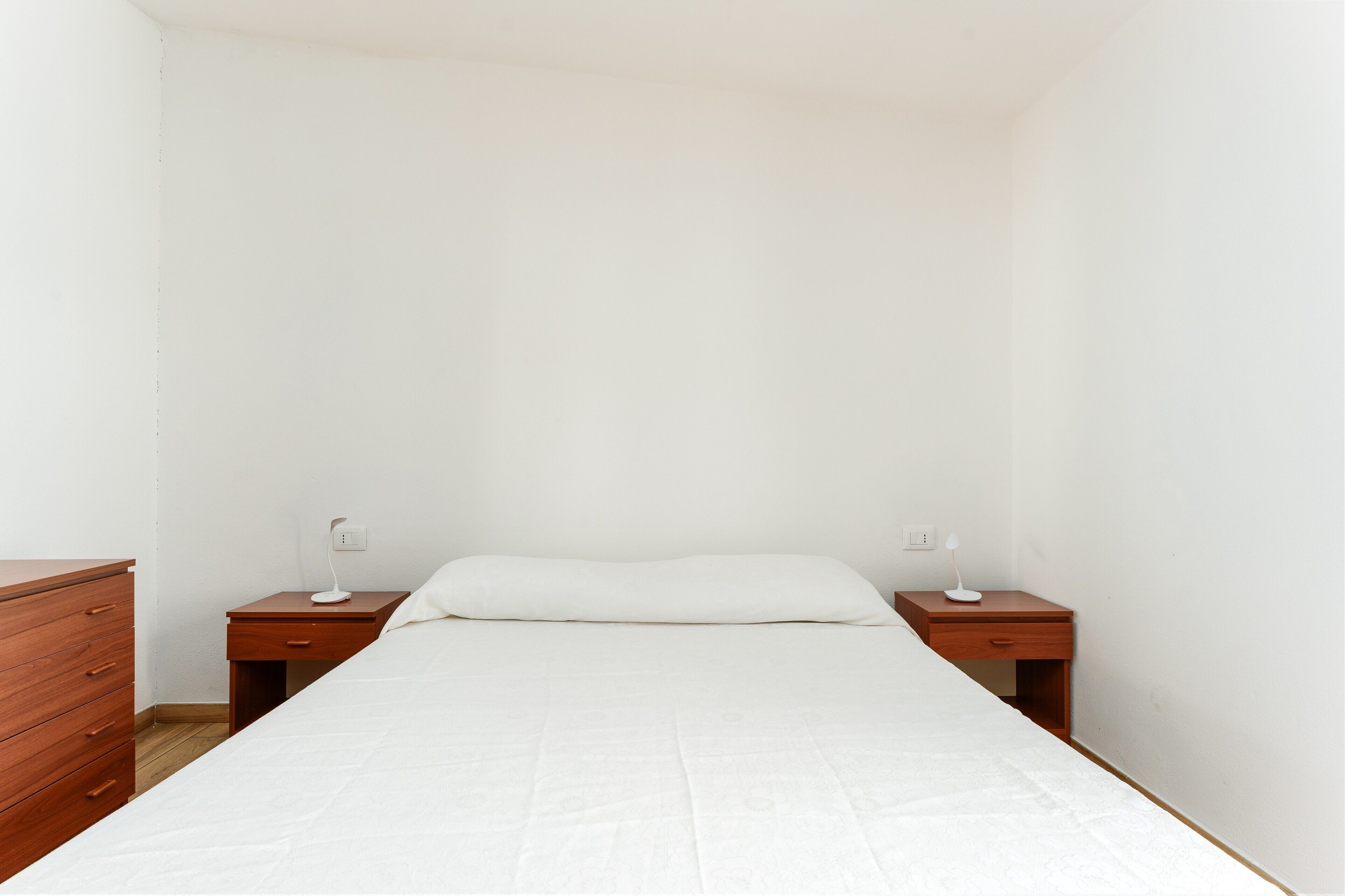 1 bedroom, iron/ironing board, bed sheets