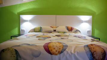 Double or Twin Room | Free WiFi