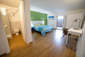 Appartement, balcon, vue ville