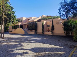 Exterior - T2 Apartment with private garden in the Balaia Apartments, Albufeira, Algarve (Albufeira)