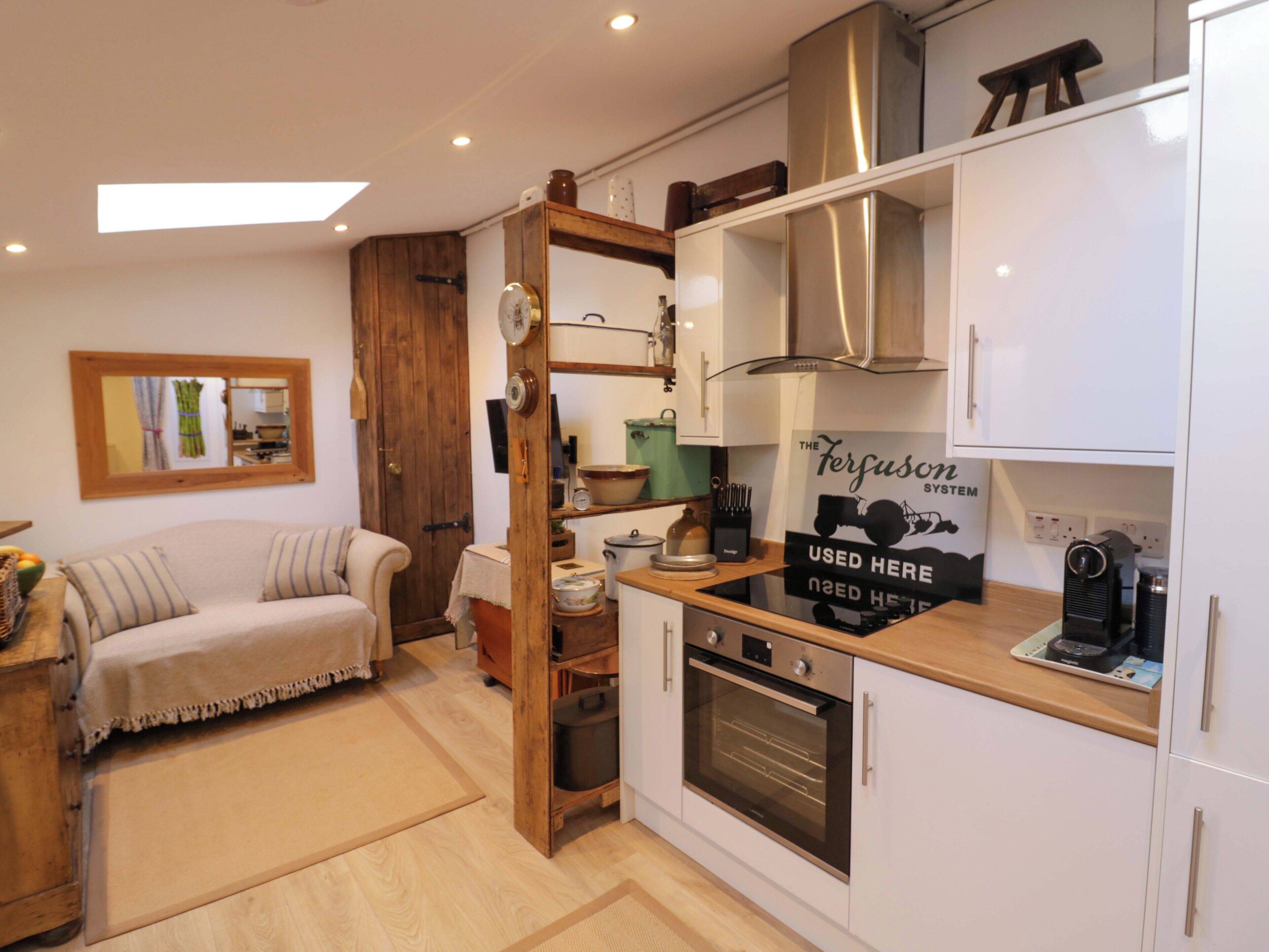 Cookware/dishes/utensils