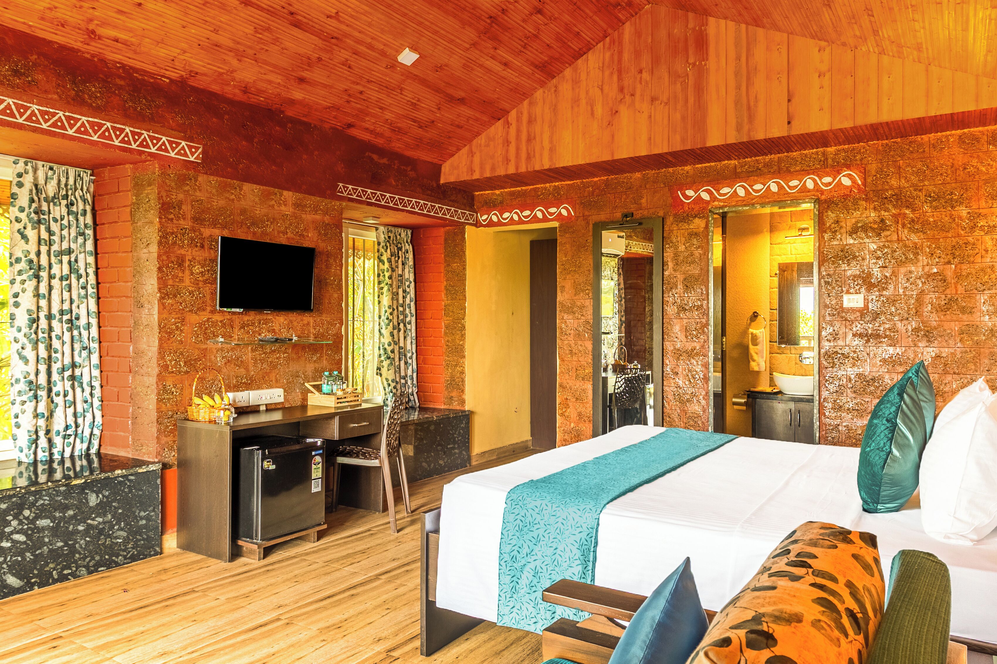 Valley View Room with Sit-out