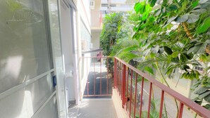 Property grounds - Waikiki 2-Bedroom Kaiulani Retreat | By The Ocean (Honolulu)
