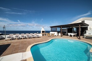 Pool - Puesta Del Sol (Montaña Roja)