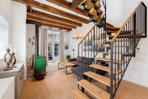 Televisie en een open haard