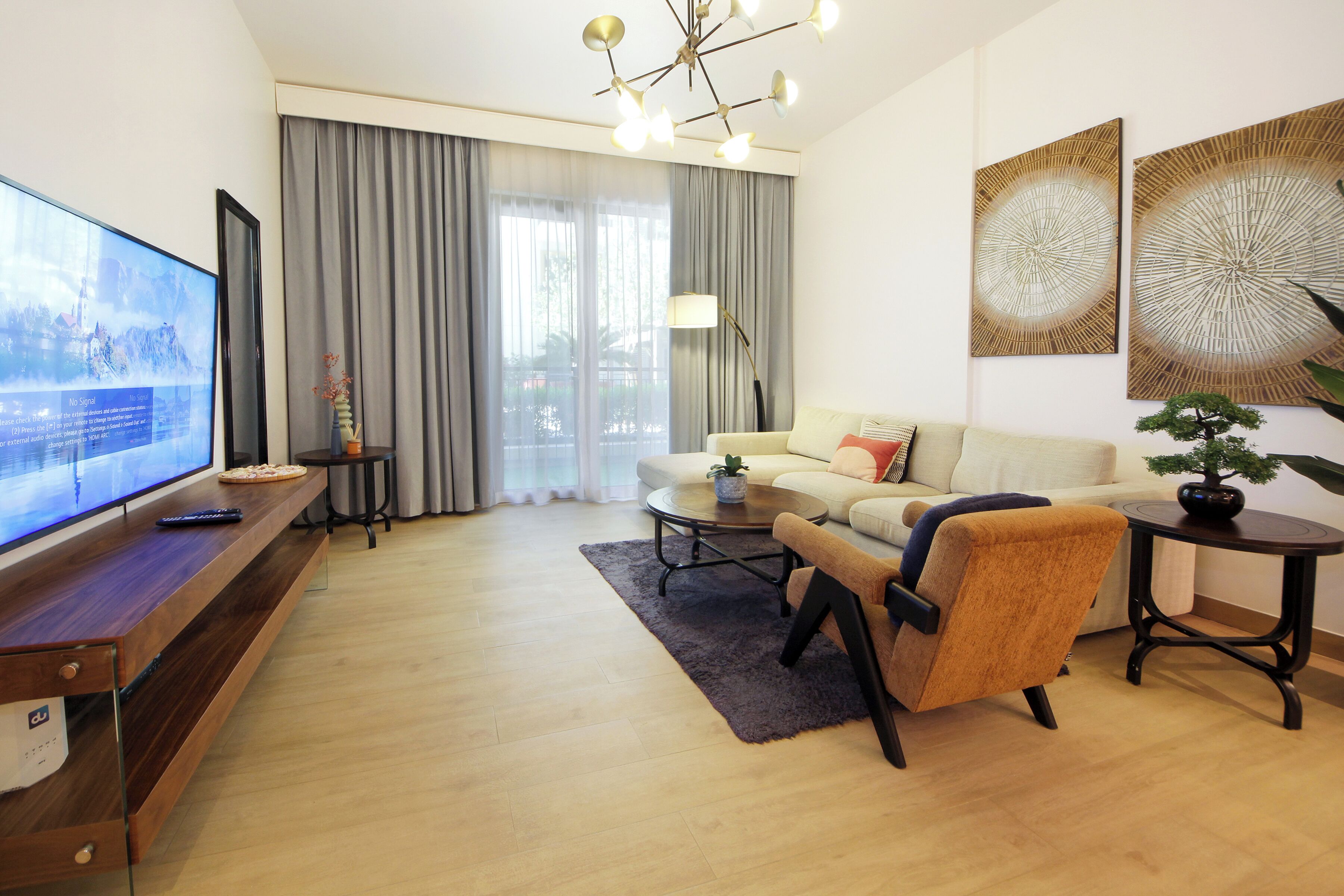 Apartment, City View | Living area