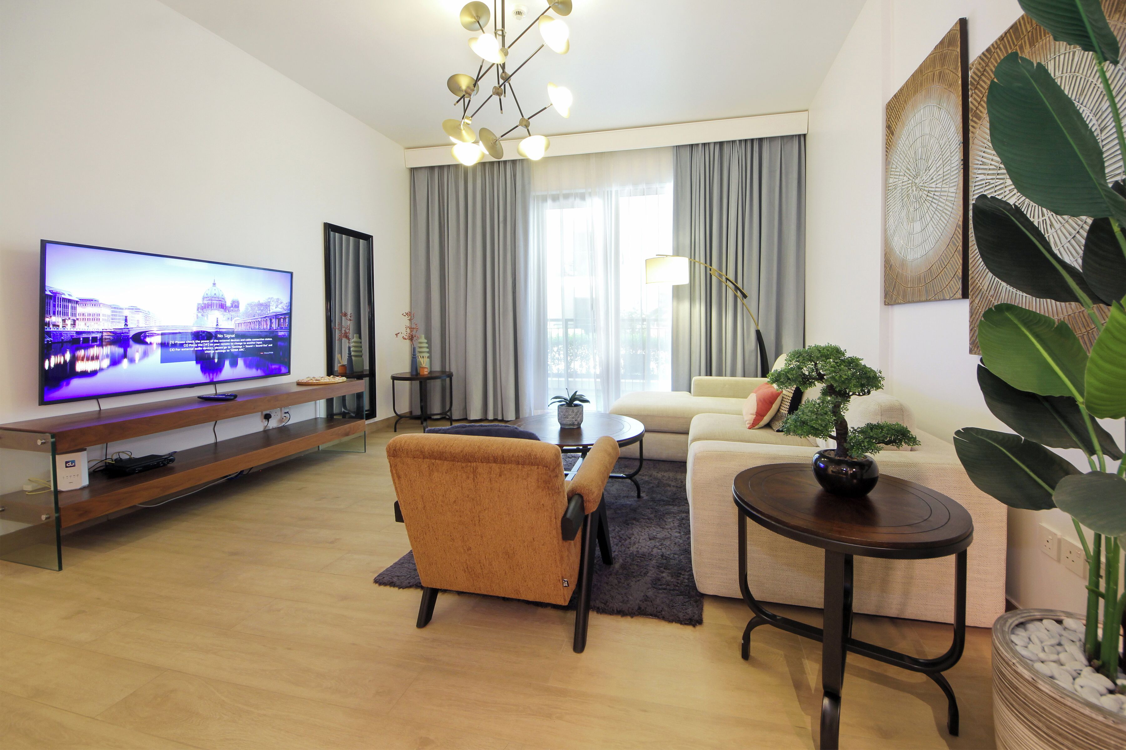 Apartment, City View | Living area