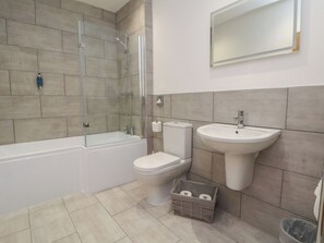 Shower - Willow Barn (Chester)