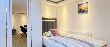 1 soverom, strykejern/-brett, wi-fi og sengetøy