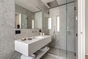 Interior - Roof Garden (Milan)