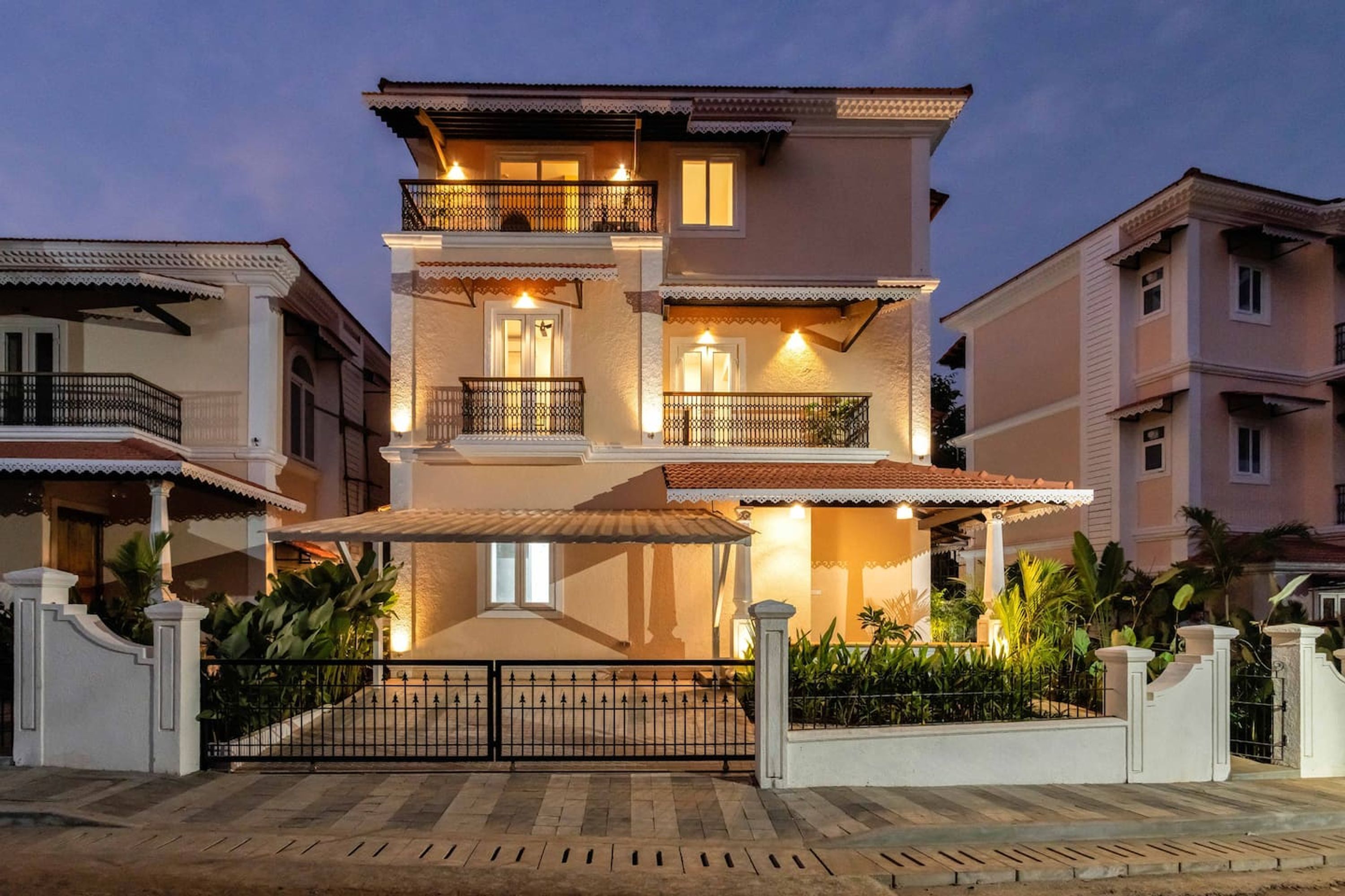 Nhà | 4 phòng ngủ 